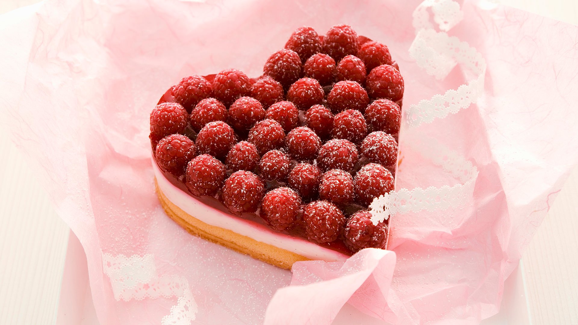Himbeer-Torte mit Vanille-Quarkcreme - MinusL